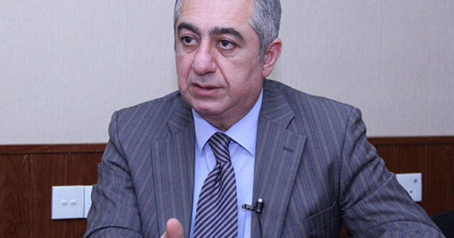 Qubad İbadoğlu partiyasını buraxdı