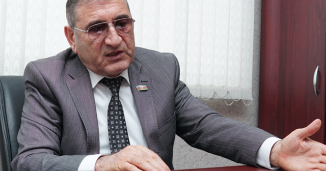 “Bələdiyyə sədrləri özlərini ağa kimi aparır” – Deputat