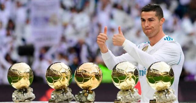 Ronaldo “Qızıl Top”larından birini satdı – MƏBLƏĞ