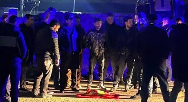 Azərbaycanda küçəyə atılan yeni doğulan körpə öldü – VİDEO