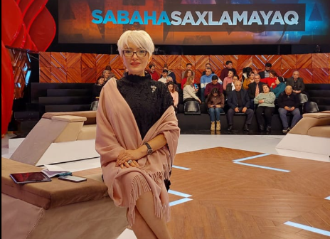 Taksi sürücüsü tanınmış teleaparıcını hədələdi: “Səninlə başqa yerdə danışacam…”