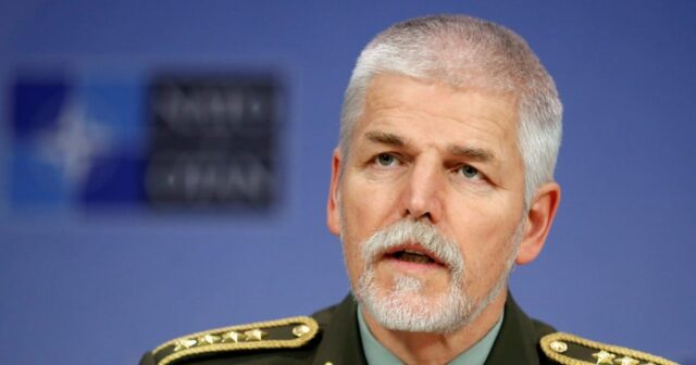 İstefada olan general Çexiyanın yeni prezidenti seçilib