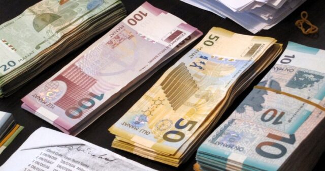 Müəllimlərin maaşları nə zaman artacaq? – Deputat tarixi açıqladı
