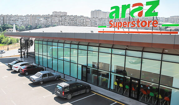 “ARAZ” MARKETLƏRDƏ DİQQƏTLİ OLUN! QİYMƏT HİYLƏSİ – FAKT/FOTO