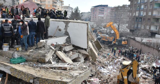 Türkiyə Prezident Administrasiyasının İctimaiyyətlə əlaqələr idarəsi yalan xəbərləri yayınlamamağa çağırıb (FOTO)