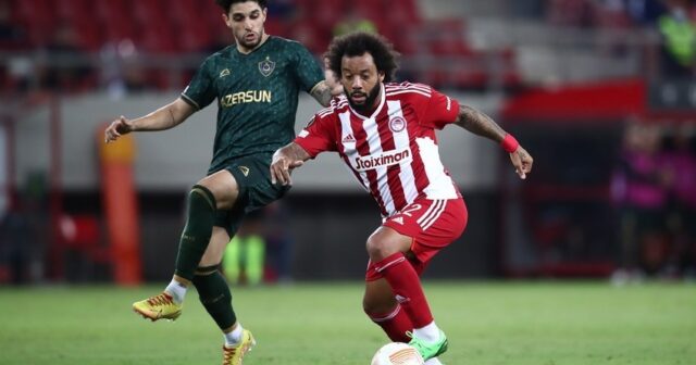Ulduz futbolçu “Olimpiakos”dan ayrılır