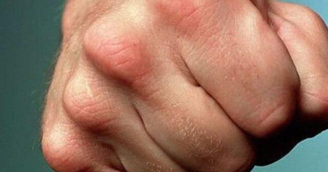 Bakıda oğul bayram günü atasını döyə-döyə öldürdü – TƏFƏRRÜAT