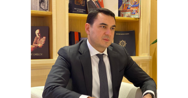 Adil Kərimli: Elə kəndlər var ki, kitabxanası yoxdur, vəziyyət acınacaqlıdır