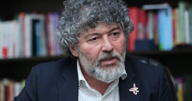 TÜRKİYƏ TÜRKCƏSİ DÖVLƏT DİLİ KİMİ QƏBUL EDİLSİN… – TƏKLİF