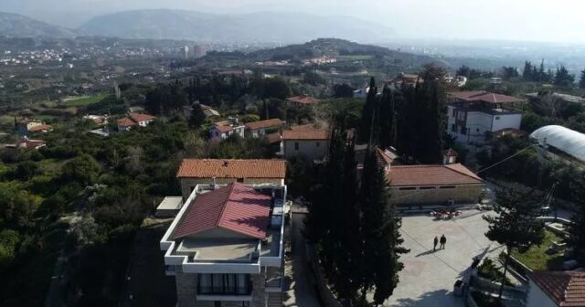 HATAYDA ERMƏNİLƏRİN YAŞADIĞI KƏNDDƏ DAĞINTI VƏ İTKİ OLMAYIB – VİDEO