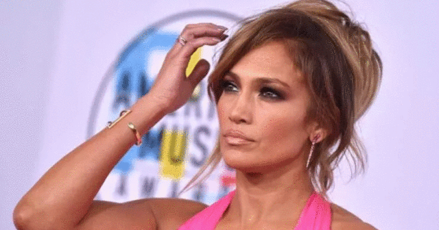 Cennifer Lopezdən zəlzələ qurbanlarına dəstək – Foto