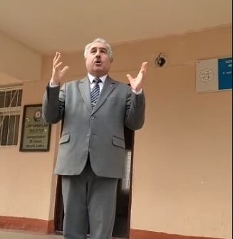MƏKTƏB DİREKTORU TÜRKİYƏYƏ BELƏ DƏSTƏK VERDİ… – VİDEO