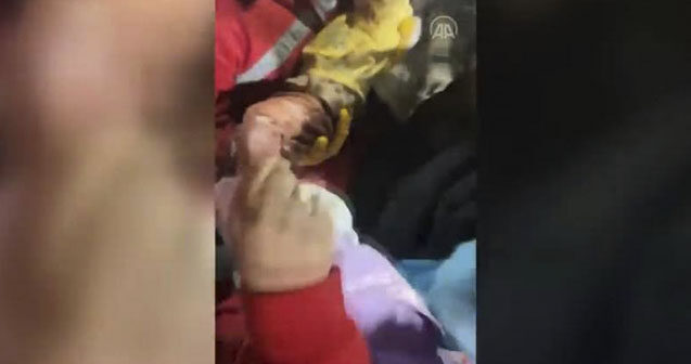 140 saat sonra xilas edilən 7 aylıq körpə… – Video