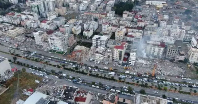 Ərdoğan Türkiyədə dağıntılar altından xilas edilənlərin sayını açıqladı