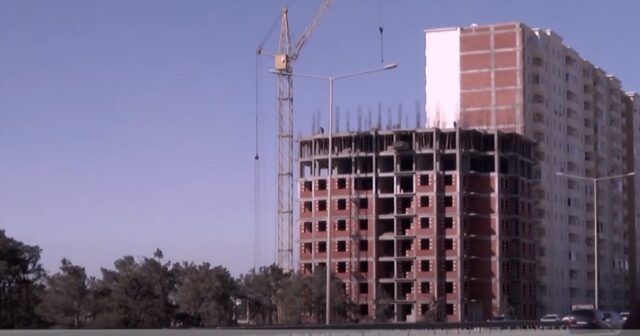 Fəhlələr ölümlə üz-üzə – “Atlas residence”də təhlükəli anlar-VİDEO