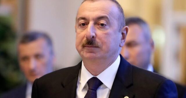 İlham Əliyev bir qrup qadını təltif etdi – SİYAHI