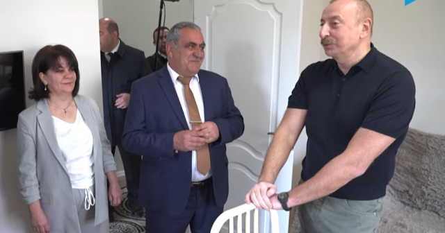 Prezidentlə kənd sakini arasında maraqlı dialoq: “İndi bizdən qorxurlar” – VİDEO