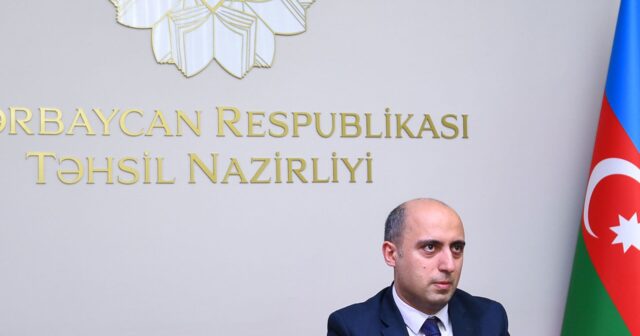 BÖLGƏ MƏKTƏBLƏRİ MÜƏLLİMSİZ QALIB, NAZİRLİYİN VECİNƏ DEYİL…