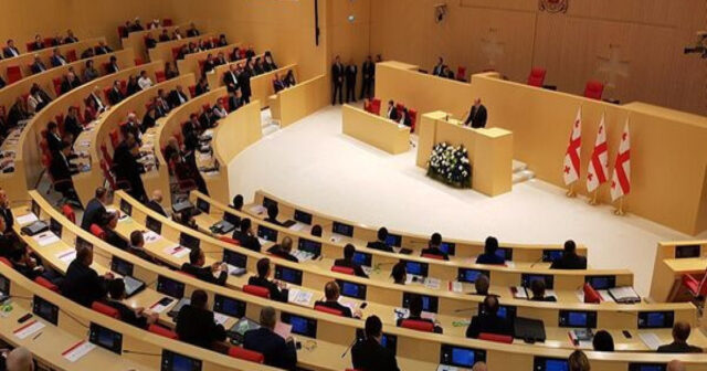TƏCİLİ: GÜRCÜSTAN HAKİMİYYƏTİ GERİ ÇƏKİLDİ, ETİRAZLAR NƏTİCƏ VERDİ