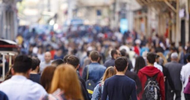 Bakıda 5 milyondan çox insan yaşayır? – Müəmmalı statistika