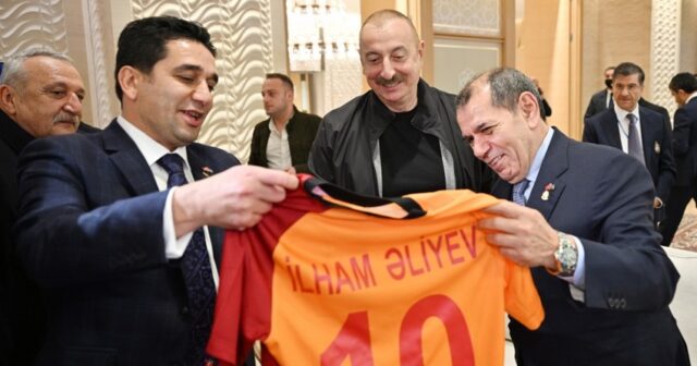 “Qalatasaray” futbol klubunun rəhbəri Prezident İlham Əliyevə xatirə hədiyyələri təqdim edib-FOTO