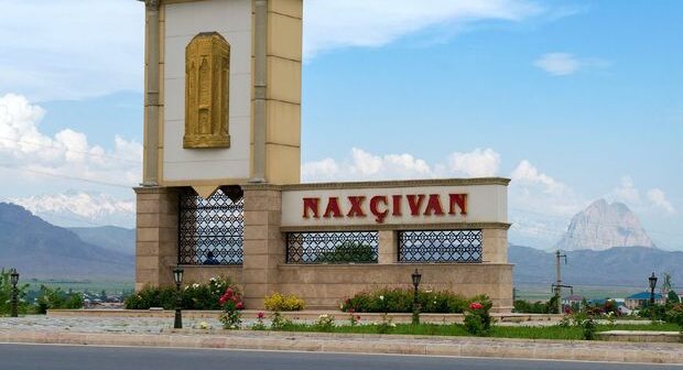 Naxçıvanda iki vəzifəli şəxs işdən çıxarıldı