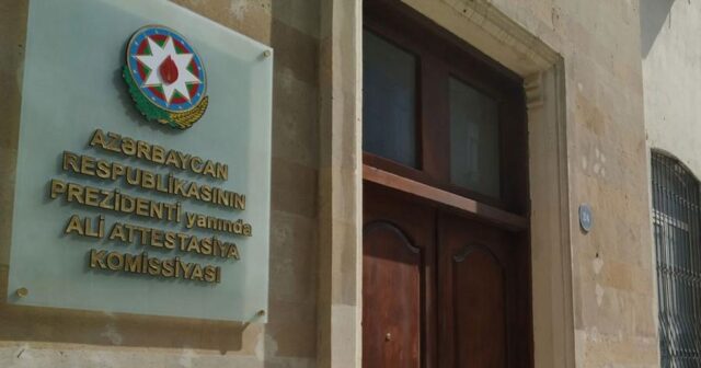 TƏHSİL EKSPERTİ ALİ ATTESTASİYA KOMİSSİYASINDAKI KORRUPSİYADAN DANIŞDI
