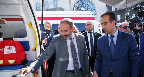 PAŞİNYAN TOROSYANLA GÖRÜŞDƏN İMTİNA ETDİ – EKS-NAZİR MƏSƏLƏSİ MÜZAKİRƏ OLUNACAQ