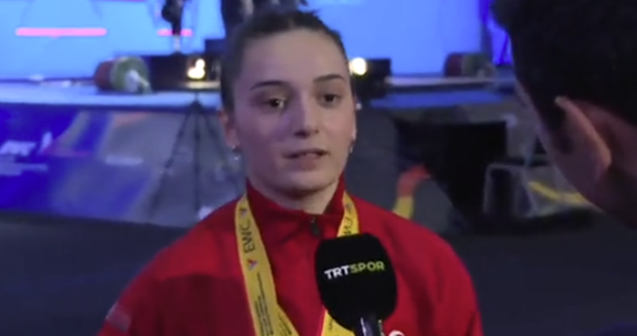 O da İrəvanda qızıl medal qazanıb “Azərbaycan” dedi – Video