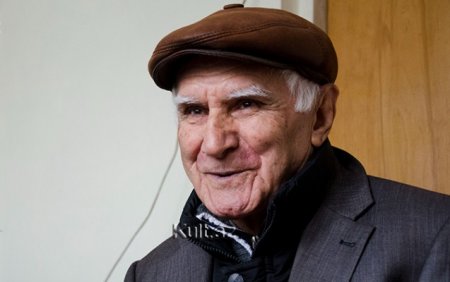 Əlisa Nicat Yazıçılar Birliyinə ərizə yazıb – SƏBƏB