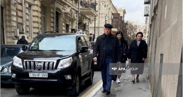 Haqqında məcburi gətirilmə qərarı çıxarılan keçmiş rektor məhkəmədə – Foto