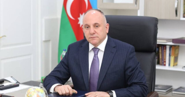 Həbs olunan sabiq rəis: “Direktorun əri mənə 30 min rüşvət təklif etdi, razılaşdım”