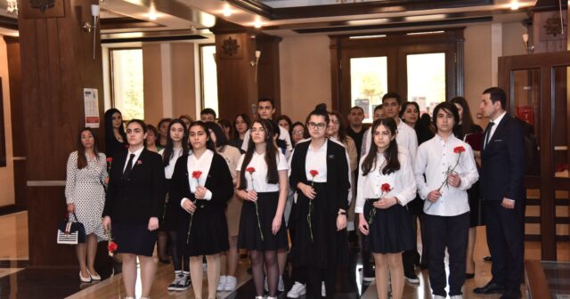 Nəsimi rayonunda “Heydər Əliyev ili” çərçivəsində elmi-praktik konfrans keçirildi