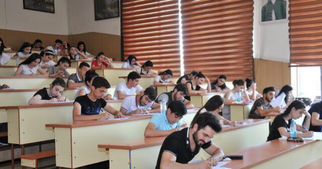Bakalavr təhsili üzrə ixtisasların sayı artırılıb