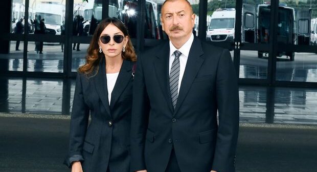 Prezidentlə xanımı Neftçalaya getdi