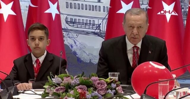 Ərdoğan: “Zəlzələdən zərərçəkənləri normal həyata qaytaracağıq”