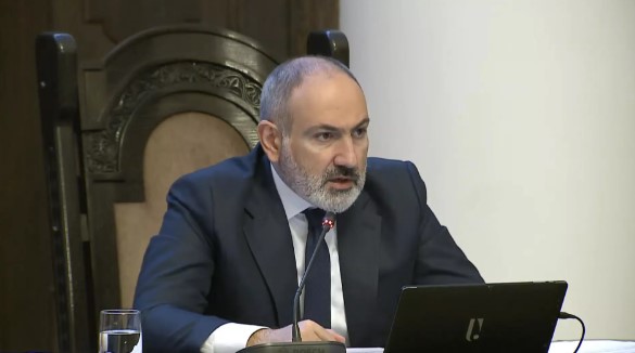 PAŞİNYAN Aİ-YƏ CAVAB VERDİ: “ERMƏNİSTAN AZƏRBAYCANLA SƏRHƏDDƏN QOŞUNLARINI GERİ ÇƏKMƏYƏ HAZIRDIR”