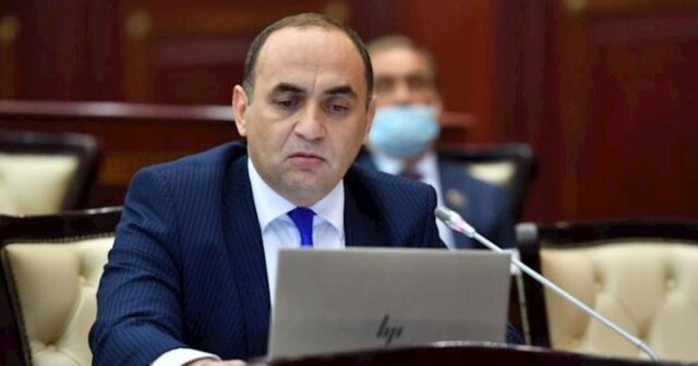 Deputat: “Problemi aidiyyəti dövlət qurumları yox, hansısa televiziya kanalının aparıcısı həll etdi”