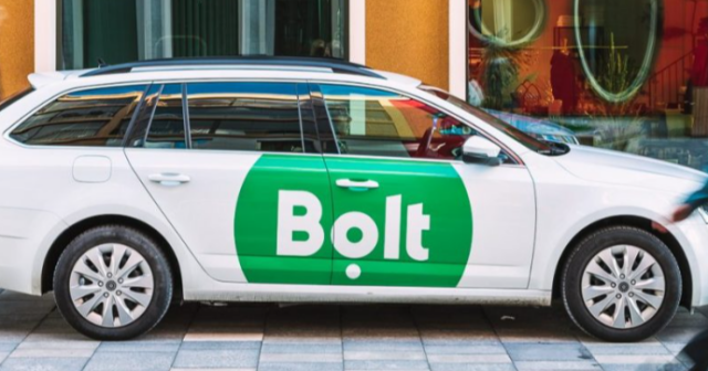 “BOLT” TAKSİ SÜRÜCÜLƏRİ MÜŞTƏRİLƏRİN BAŞINA OYUN AÇIR… – ŞİKAYƏT