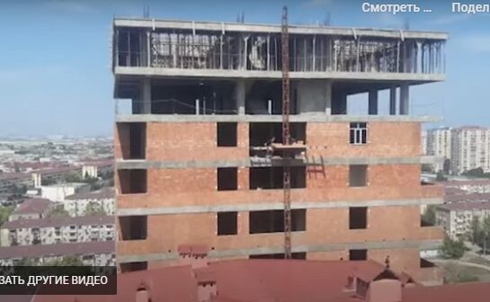 “Sumqayıtda fəhlələr 18-ci mərtəbədə təhlükəli şəraitdə işlədilirlər” – Video