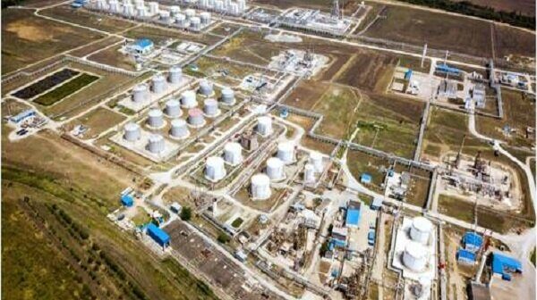 UKRAYNANIN PİLOTSUZ TƏYYARƏSİ RUSİYANIN NEFT EMALI ZAVODUNA HÜCUM EDİB