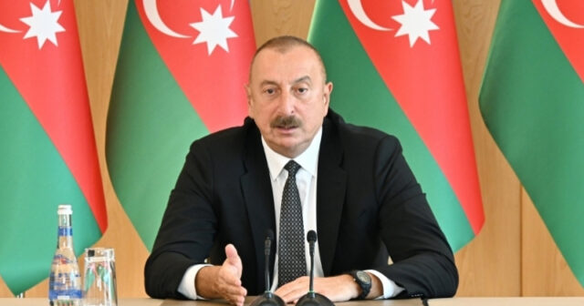 İlham Əliyev Ali Avrasiya İqtisadi Şurasının iclasında iştirak edir