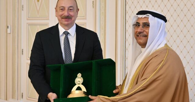 İlham Əliyev Ərəb Parlamentinin prezidentini qəbul etdi -FOTO