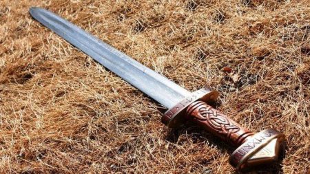 DSX 1032 manatdan 40 qılınc alır – Şokolad satan şirkətdən