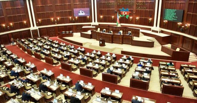 “Gənclər rayonlarda qalmır, hamısı qaçır” – Deputat