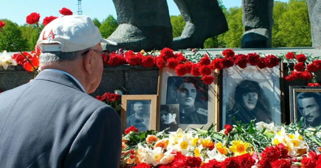 Latviyada 9 Mayı bayram etdiyinə görə 26 nəfər saxlanıldı