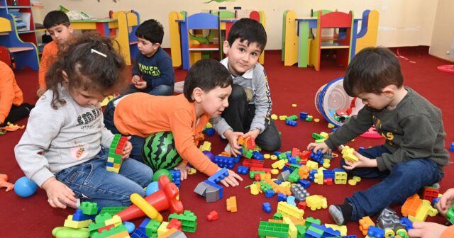 Bağçalara sənəd qəbulu müvəqqəti dayandırılıb