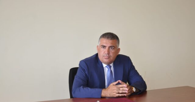ŞABRAN KÜÇƏLƏRİ BƏRBAD GÜNDƏ… İCRA HAKİMİYYƏTİ İSƏ “BÜDCƏDƏN PUL AYRILMAYIB” DEYİR – ŞİKAYƏT (FOTOLAR)