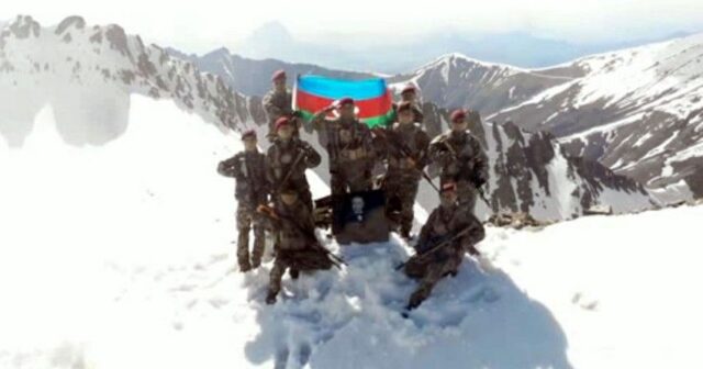 Xüsusi təyinatlılar “Qapıcıq” zirvəsinə yürüş etdi
