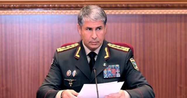 Vilayət Eyvazov icra başçısının qardaşını işdən çıxardı